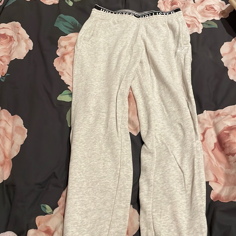 grey hollister joggers